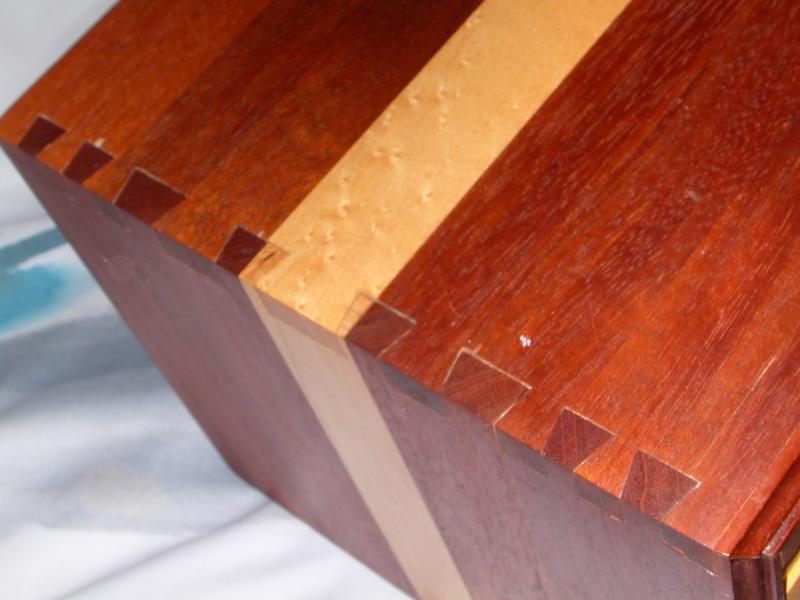 Detail of jewelry box carcase dovetails